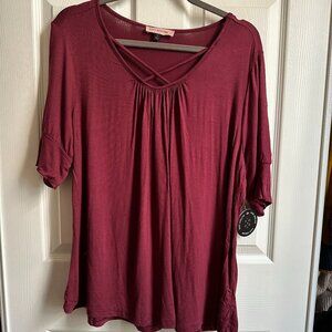 East Adeline Burgundy Stretchy Knit Pleated Strappy Neck 1/2 Sleeve Top  Women's